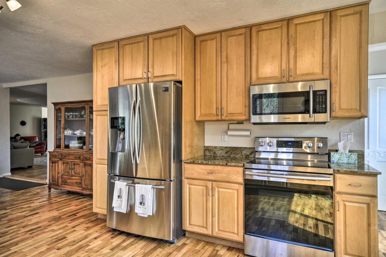 Charming Kelso Home With Proximity To Cowlitz River! 外观 照片
